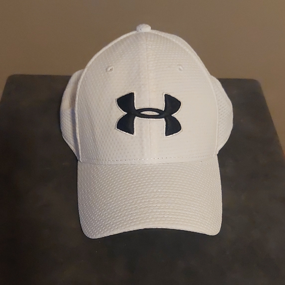 Under Armour White and Black Logo Cap